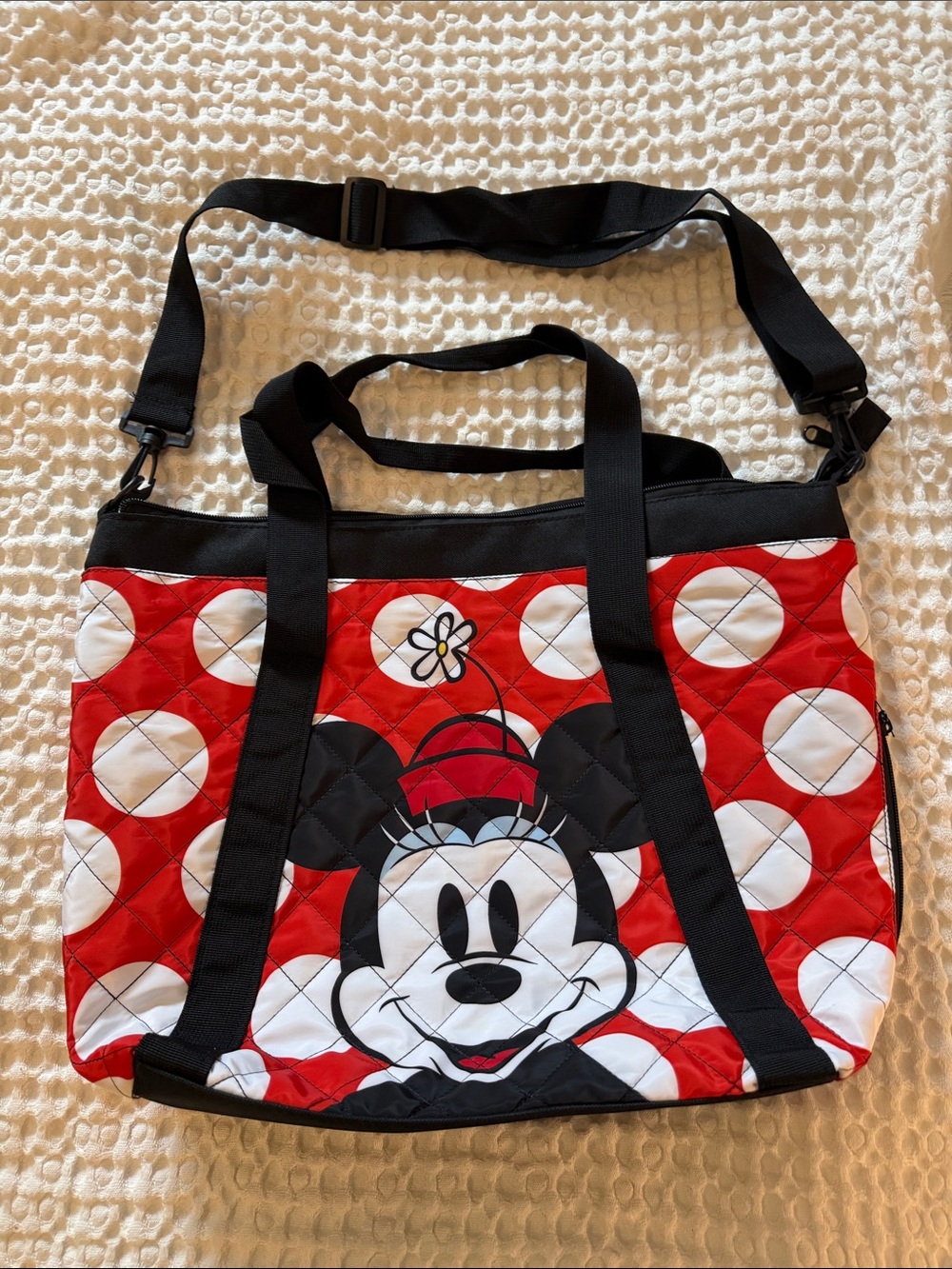 Bioworld Red White Minnie Mouse Quilted Tote with Black Trim
